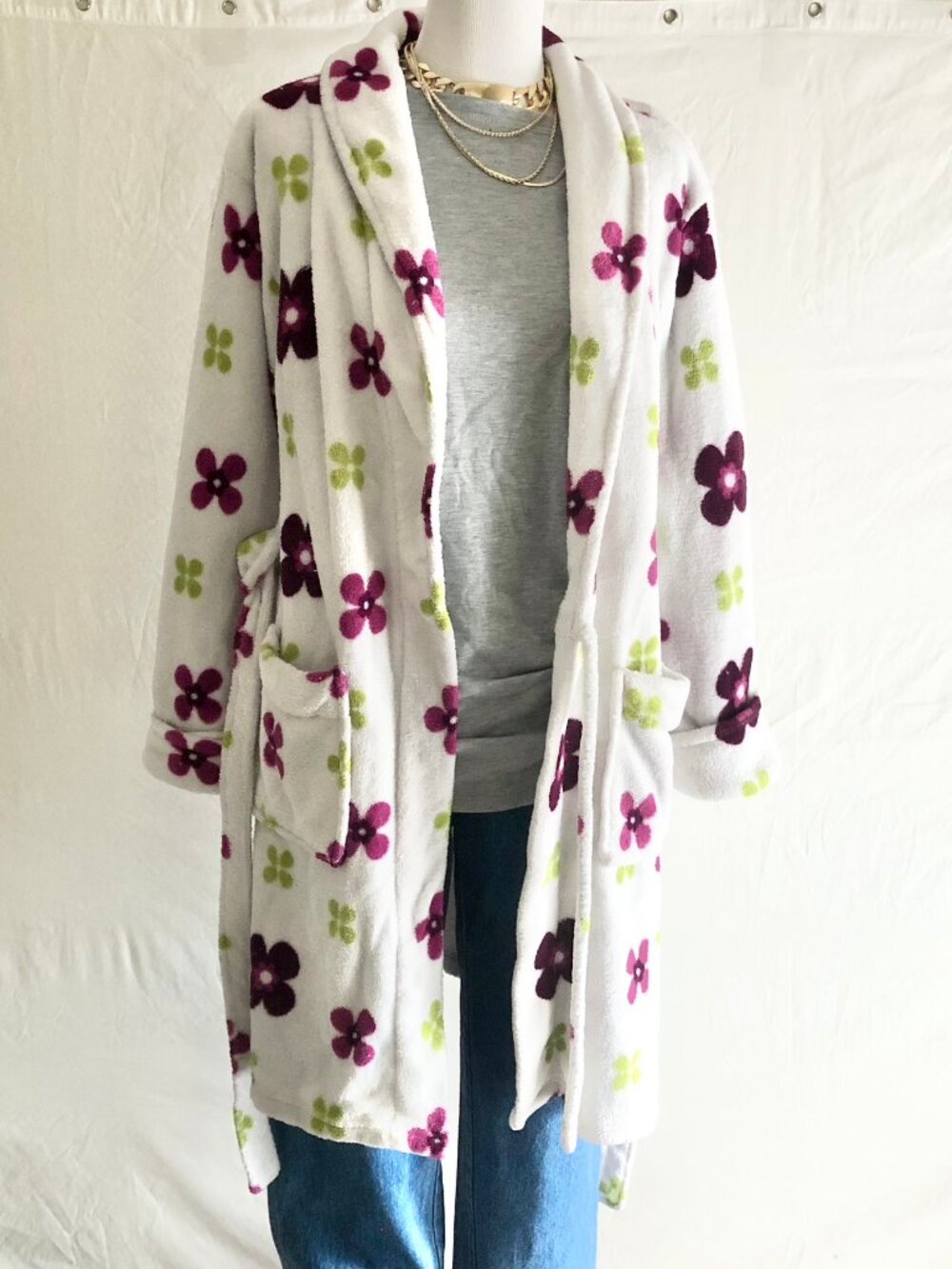 Miiyu White Berry Floral Cozy Robe Size L